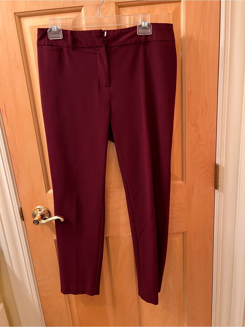 Liz Claiborne Burgundy Ankle Pants